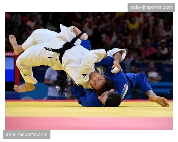 法国柔道协会与明星选手克拉丽丝·阿格贝涅续约至洛杉矶奥运会后